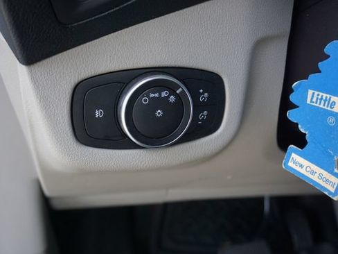 Used 2019 Ford Transit Connect XLT FWD image 30
