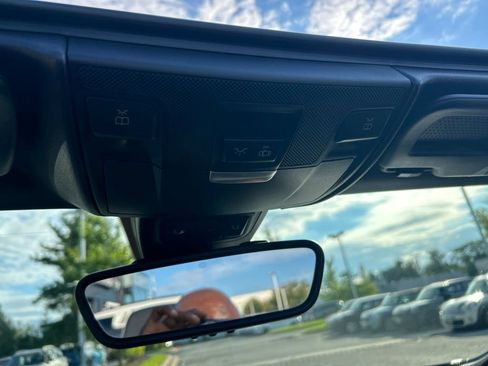 Used 2013 Mercedes-Benz SLK 250 image 36