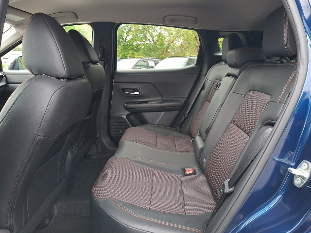 Used 2026 Nissan Kicks SR w/ Cold Weather Package AWD/4WD image 10