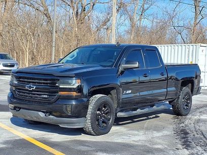 Used 2017 Chevrolet Silverado 1500 LT w/ Midnight Edition