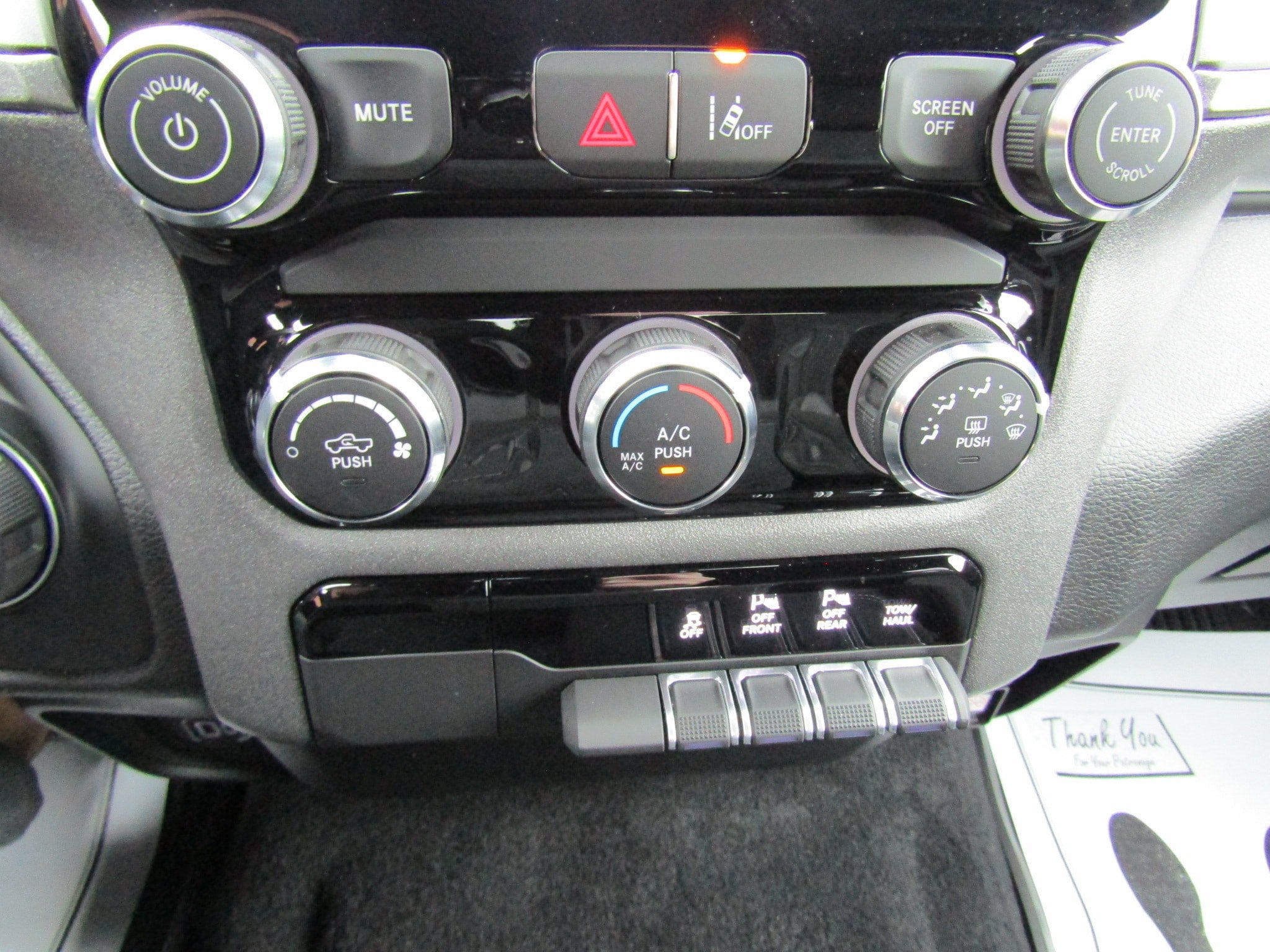 Used 2025 RAM 1500 Tradesman w/ Night Edition AWD/4WD image 34