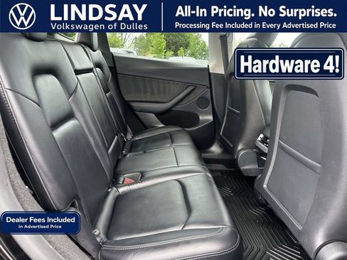 Used 2024 Tesla Model Y Long Range AWD/4WD image 10