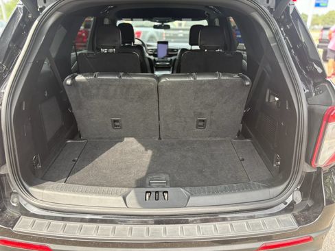 Used 2022 Ford Explorer ST w/ ST Street Pack AWD/4WD image 16