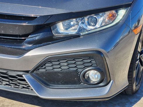 Used 2019 Honda Civic EX image 9