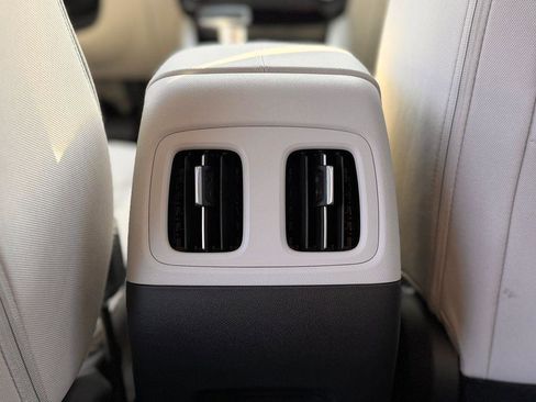 New 2026 Hyundai Tucson SEL image 8