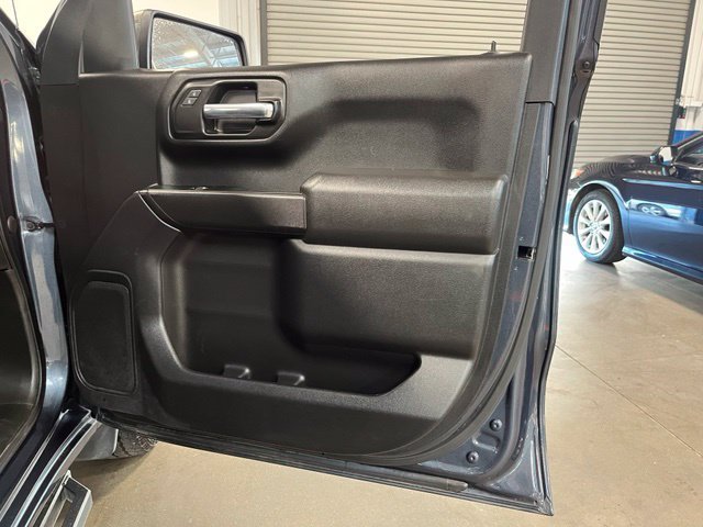 Used 2022 Chevrolet Silverado 1500 Custom w/ Safety Confidence Package RWD image 13