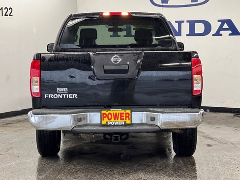 Used 2015 Nissan Frontier S image 4