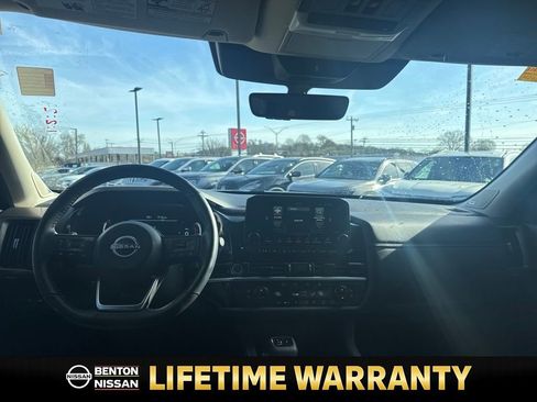 Certified 2024 Nissan Pathfinder Platinum w/ Cargo Package image 13