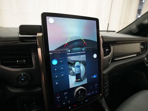 Used 2023 Ford F150 Lightning Lariat w/ Equipment Group 511A High image 19