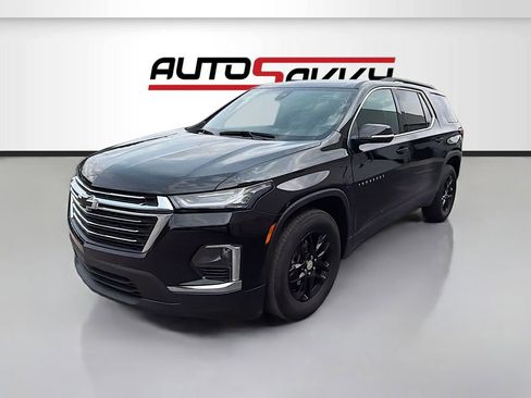 Used 2023 Chevrolet Traverse LT w/ LPO, Floor Liner Package image 3