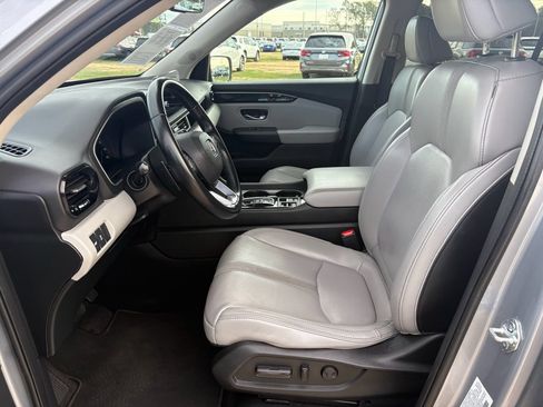 Certified 2023 Honda Pilot EX-L image 10