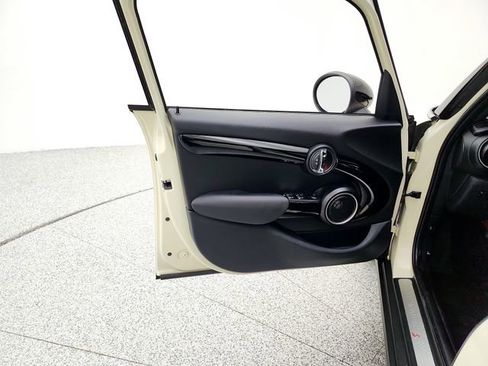 Used 2015 MINI Cooper S FWD image 22