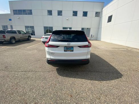 Used 2024 Honda CR-V EX-L image 7