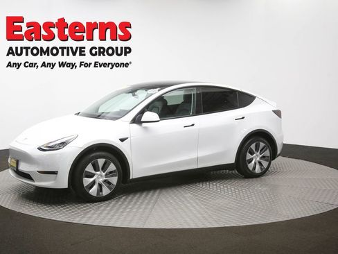 Used 2022 Tesla Model Y Long Range AWD/4WD image 55