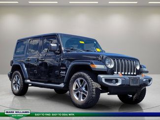 Used 2018 Jeep Wrangler Unlimited Sahara w/ Uconnect 4C Nav & Sound Group AWD/4WD video 1