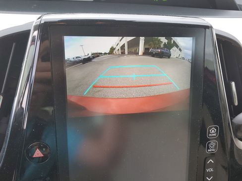 Used 2022 Toyota Prius Limited image 27