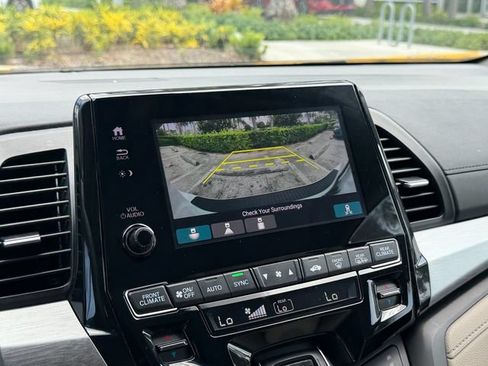 Used 2024 Honda Odyssey EX-L image 22