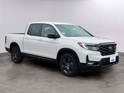 New 2026 Honda Ridgeline TrailSport image 2