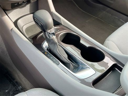 Used 2022 Chevrolet Malibu LS w/ LPO, Convenience Package 1 image 16