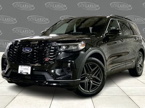 Used 2025 Ford Explorer ST w/ Sun And Sound Package image 3