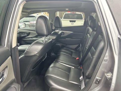 Used 2018 Nissan Murano SL w/ Moonroof Package image 11