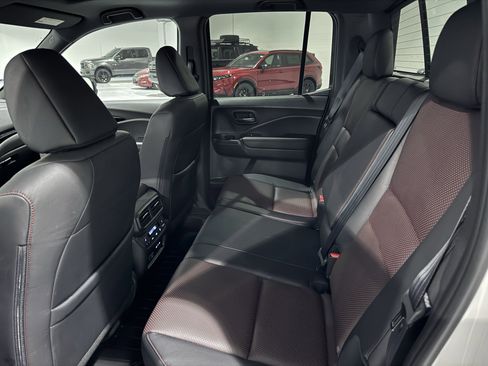New 2026 Honda Ridgeline Black Edition image 32