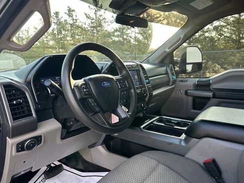 Used 2021 Ford F250 XLT w/ XLT Value Package AWD/4WD image 16