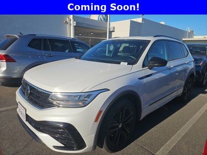Used 2022 Volkswagen Tiguan SE R-Line