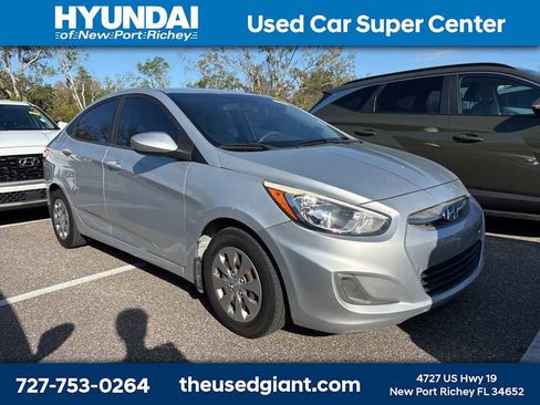 Used 2016 Hyundai Accent SE image 4