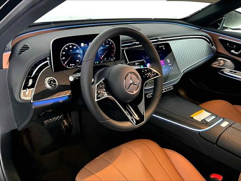 New 2026 Mercedes-Benz E 450 4MATIC All-Terrain Wagon image 10