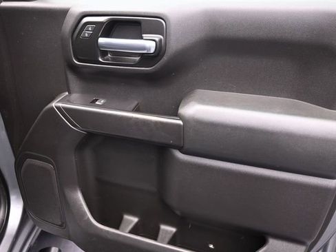 Used 2019 Chevrolet Silverado 1500 Custom Trail Boss w/ Custom Convenience Package image 32