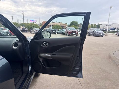 Used 2014 Nissan Juke SV AWD/4WD image 21