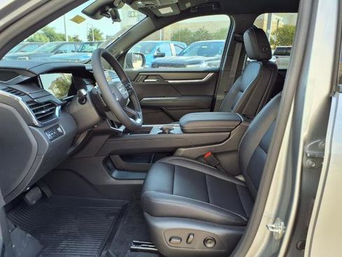 New 2026 GMC Acadia Elevation w/ Elevation Premium Package image 18