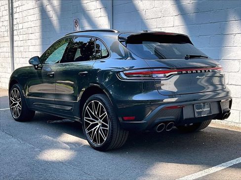 Certified 2025 Porsche Macan AWD/4WD image 3