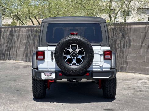 Used 2022 Jeep Wrangler Unlimited Rubicon AWD/4WD image 7