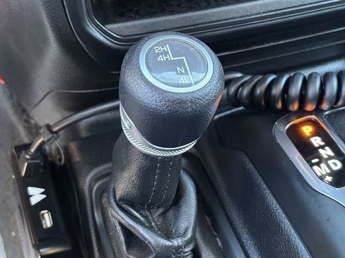 Used 2020 Jeep Wrangler Unlimited Sport S image 34