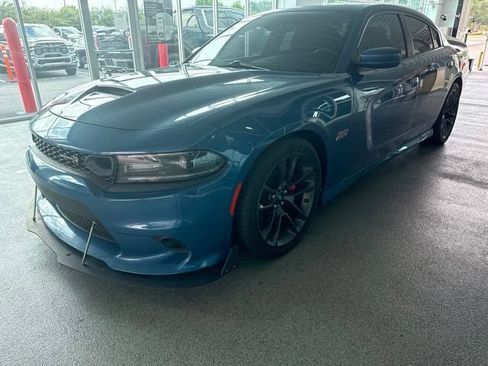 Used 2020 Dodge Charger Scat Pack RWD image 4