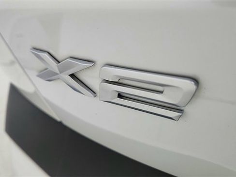 Used 2025 BMW X2 xDrive28i image 17