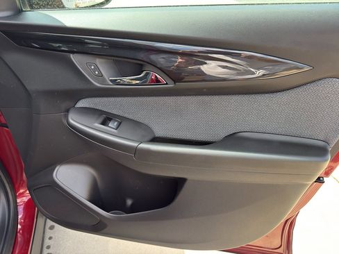 Used 2025 Chevrolet TrailBlazer LT image 30