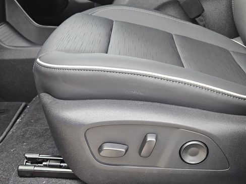 New 2026 Buick Enclave Sport Touring w/ Power Package FWD image 17