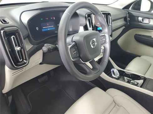 Certified 2026 Volvo XC40 B5 Plus AWD/4WD image 24