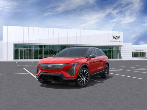 New 2026 Cadillac Optiq Sport 1 w/ LPO, Floor Liner Package AWD/4WD image 8