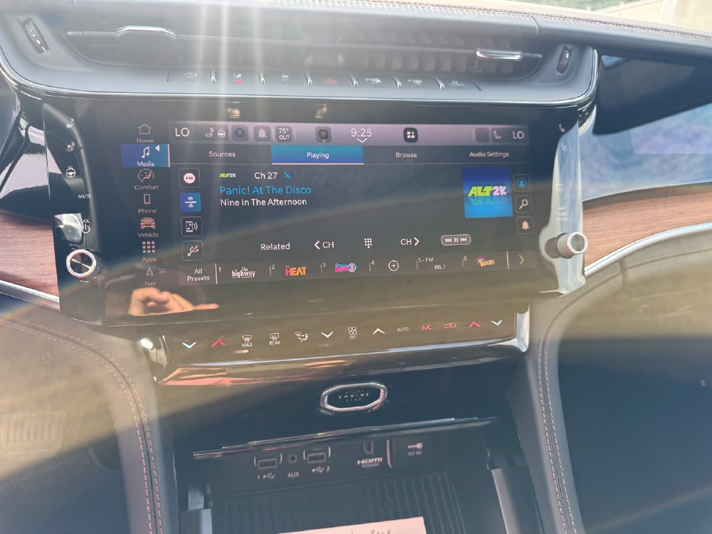 New 2027 Jeep Grand Cherokee Summit AWD/4WD image 11