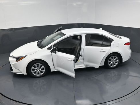 Used 2024 Toyota Corolla LE image 24