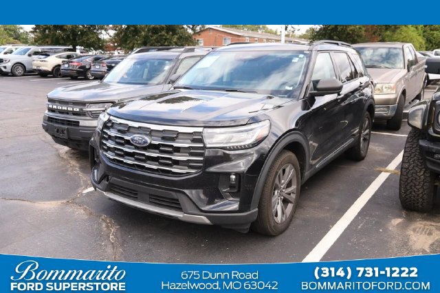 Used 2025 Ford Explorer Active w/ Active Comfort Package AWD/4WD image 1