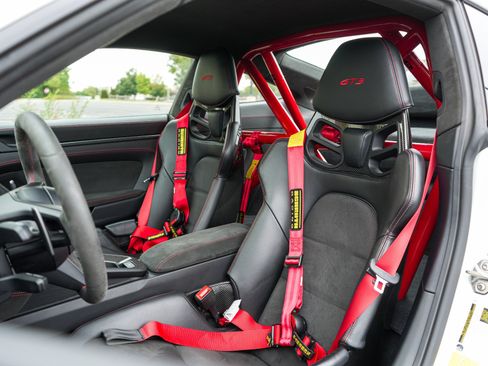 Used 2023 Porsche 911 GT3 w/ Extended Leather Package RWD image 16
