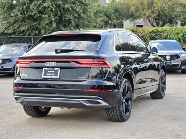 Used 2023 Audi Q8 Premium AWD/4WD image 6