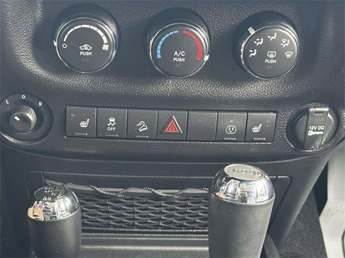 Used 2017 Jeep Wrangler Unlimited Sahara w/ Dual Top Group image 27