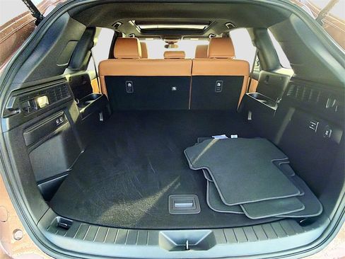 Used 2025 MAZDA CX-70 3.3 Turbo S w/ Premium Plus image 31