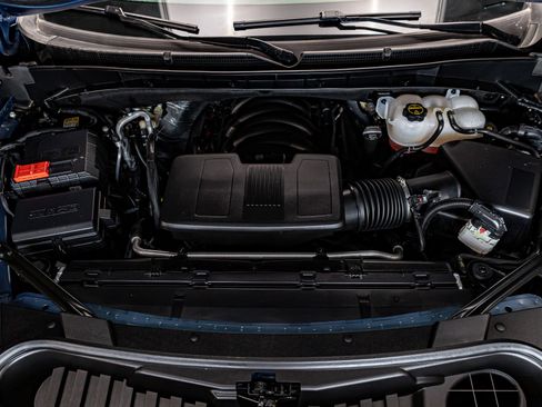 Used 2025 Cadillac Escalade Sport Platinum w/ LPO, Floor Liner Package image 33